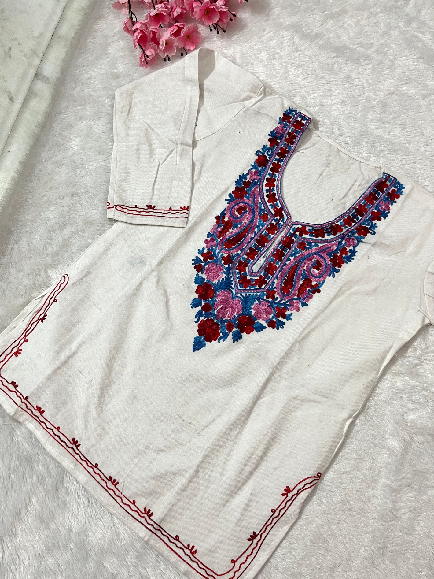 Ziya Kashmiri Short woollen kurti- White