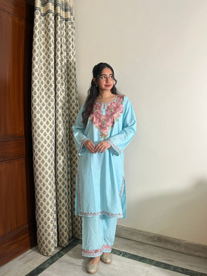 Saira Kashmiri cotton Aari Kurta Set- Blue