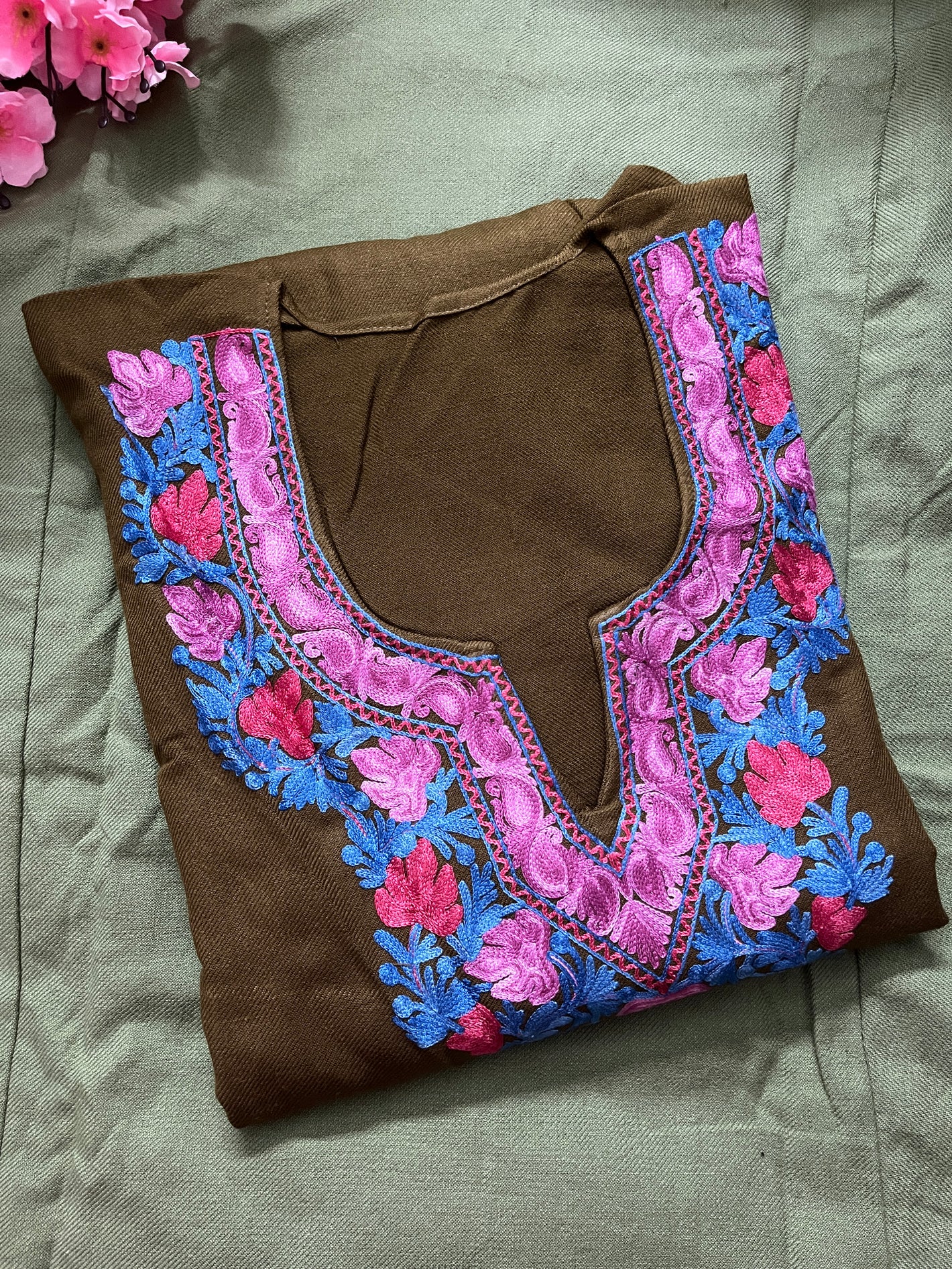 Noor Aari Woollen Pheran- Olive green