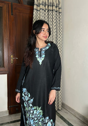 Zoha Kashmiri wool long kurta- Black