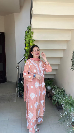 Saili Muslin kurta suit set- Peach