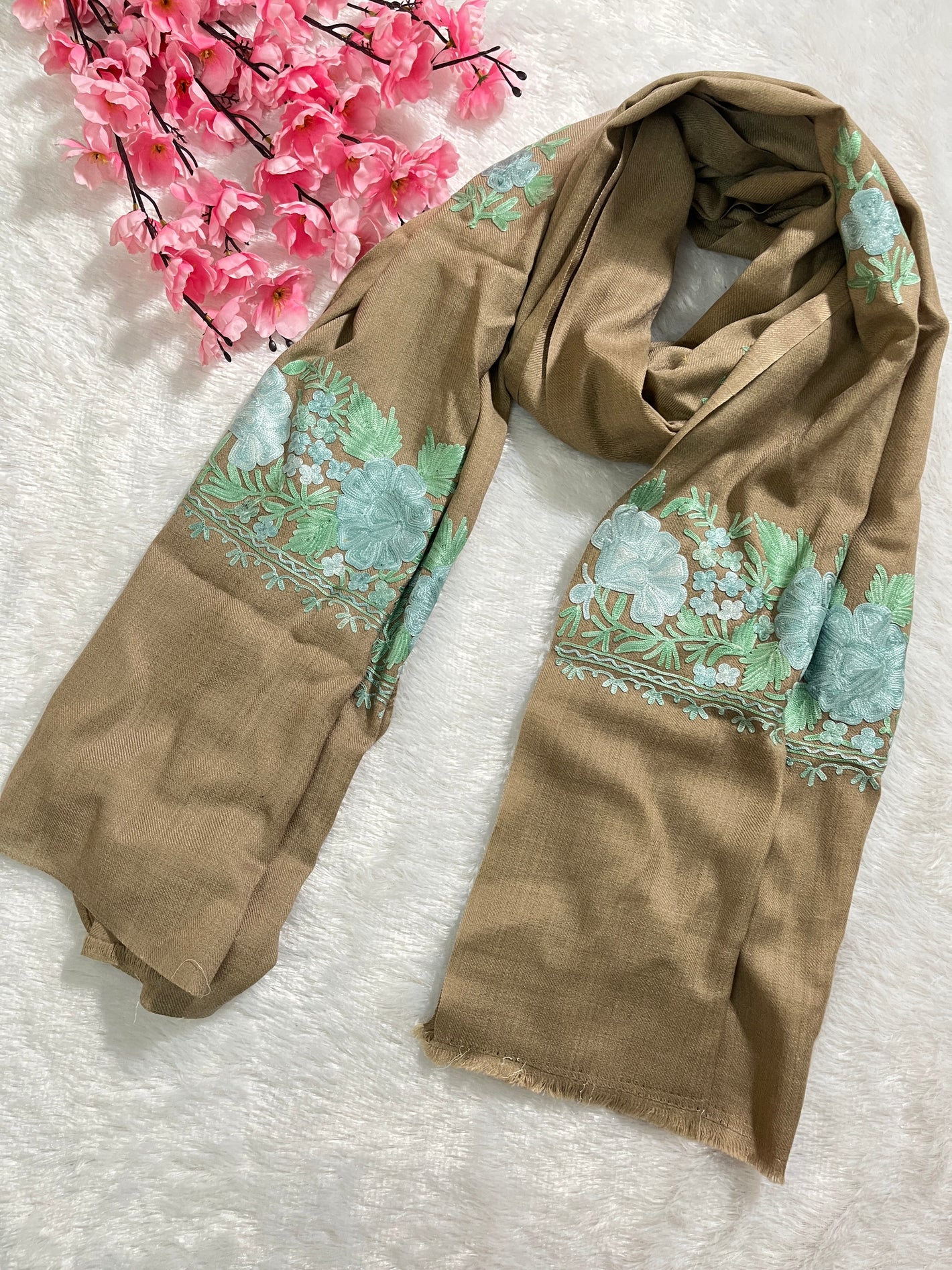 Kashmiri woollen stole