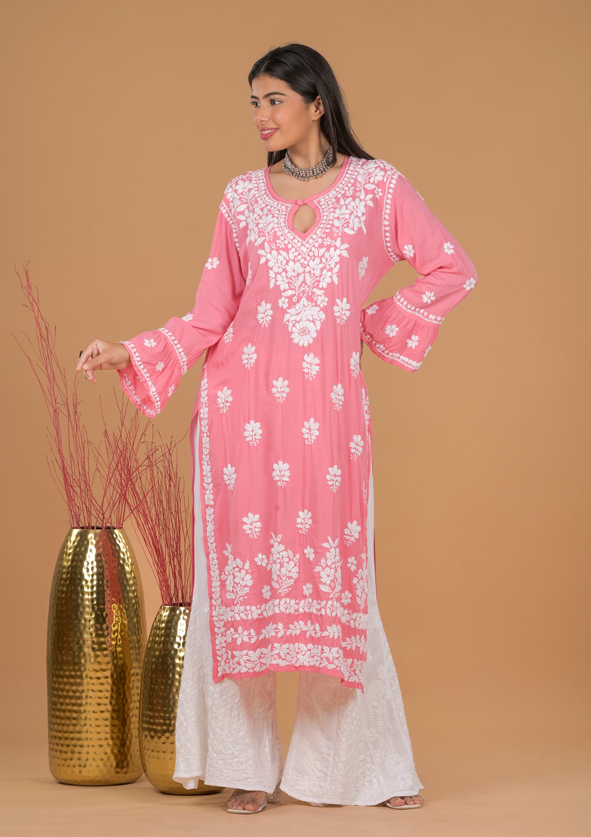 Modal 3D Chikankari Long Kurta- Pink