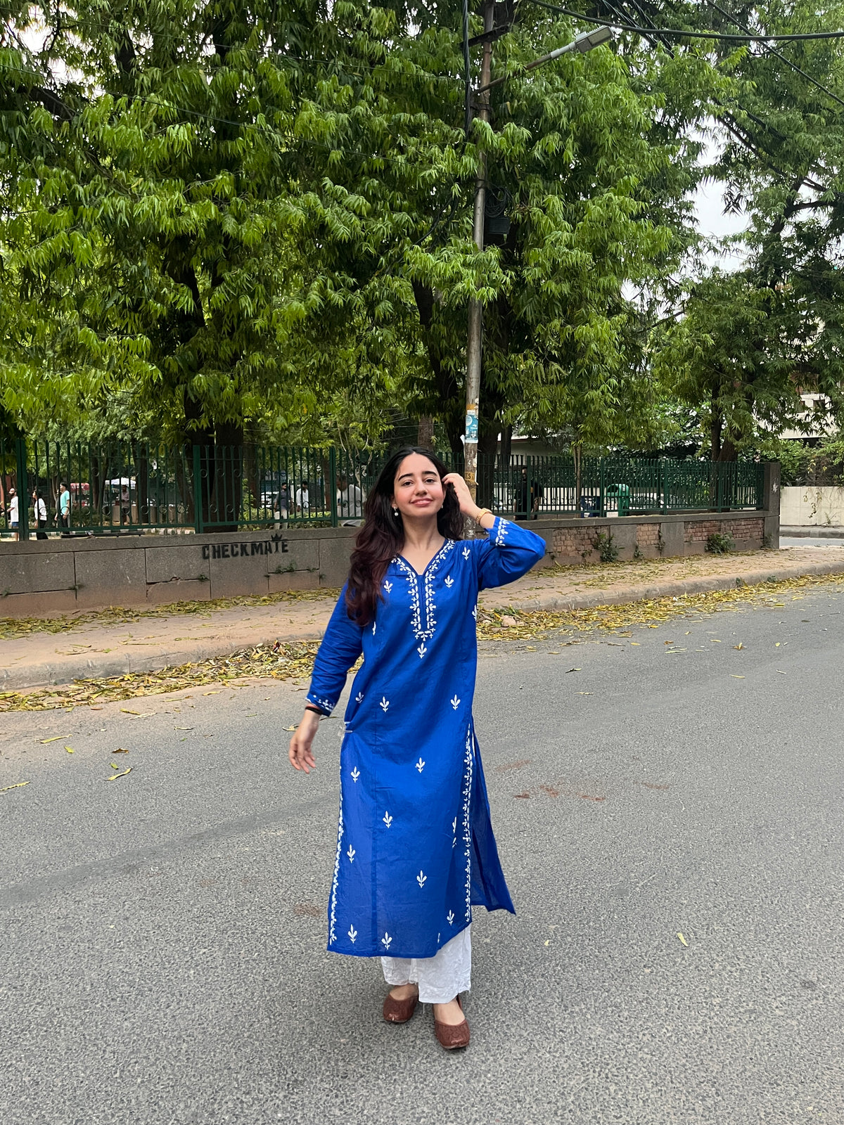 Tisha Cotton Chikankari Long Kurta- Blue