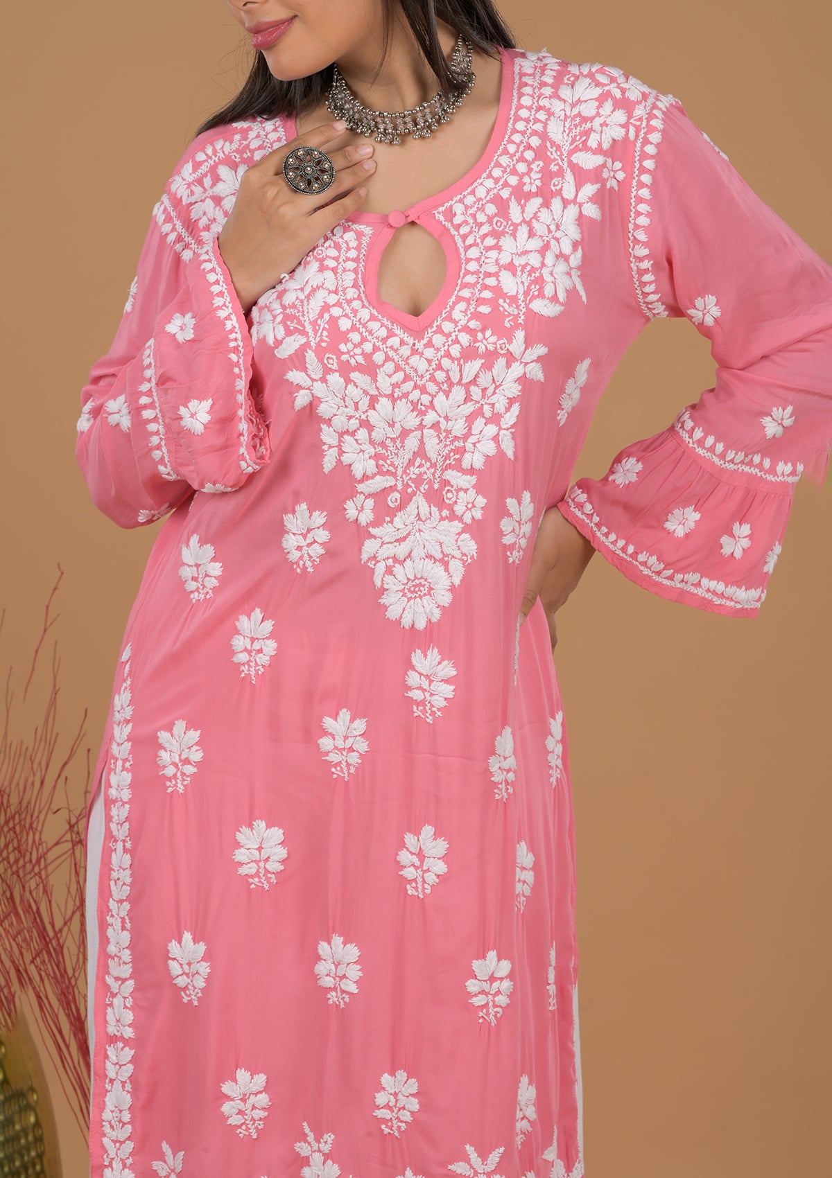 Modal 3D Chikankari Long Kurta- Pink