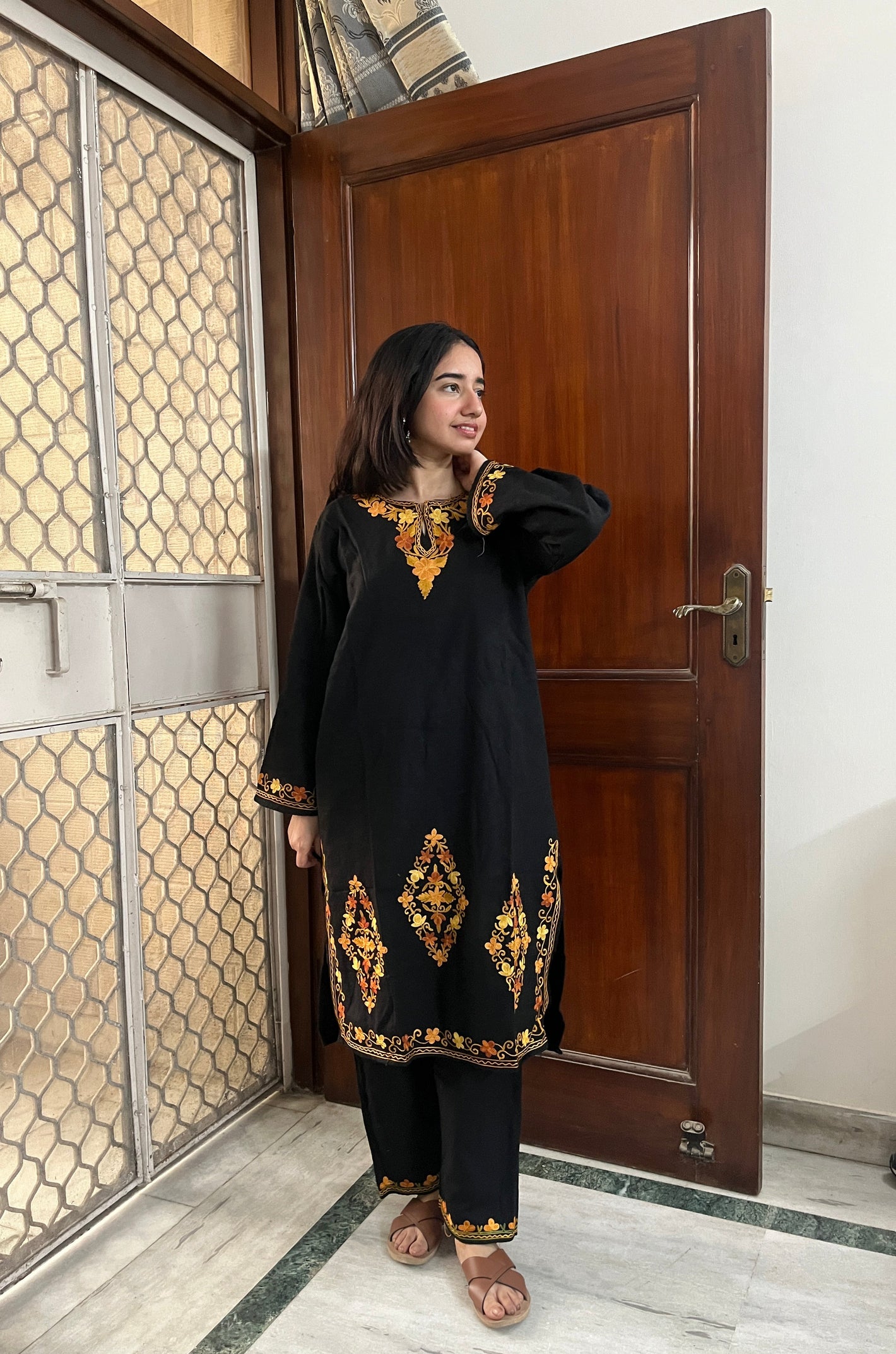 Kashmiri Woollen kurta set- Black