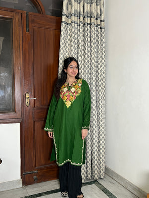 Zoha Kashmiri wool long kurta- green