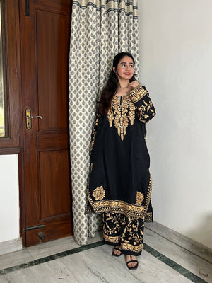 Hina woollen pheran stole set - black