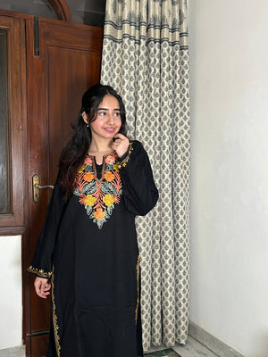 Zoha Kashmiri wool long kurta- Black