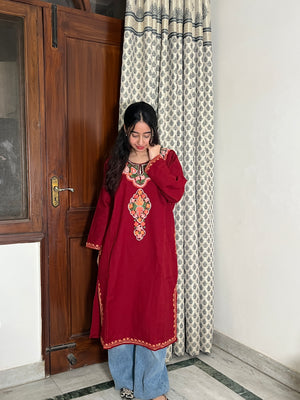 Sara Aari Woollen Pheran- Maroon