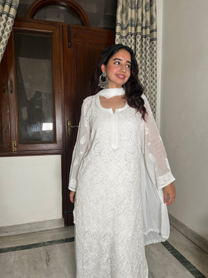 Hania viscose chikankari kurta set