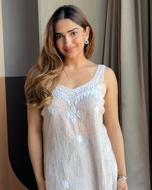 Khushi backless chikankari Kurti- Peach