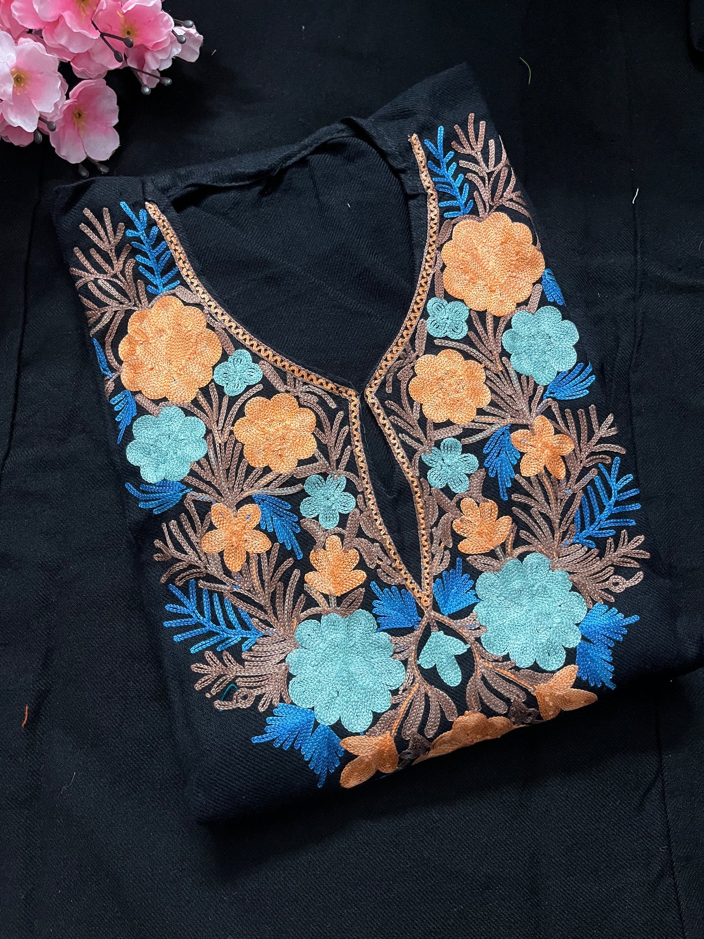 Noor Aari Woollen Pheran- Black