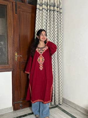 Sara Aari Woollen Pheran- Maroon