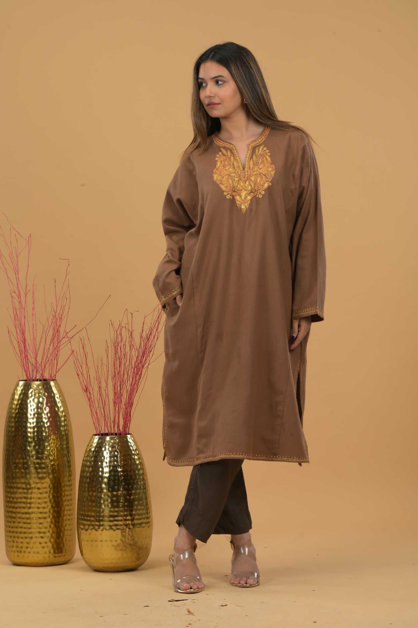 Kashmiri Woollen Tilla Pheran - Brown