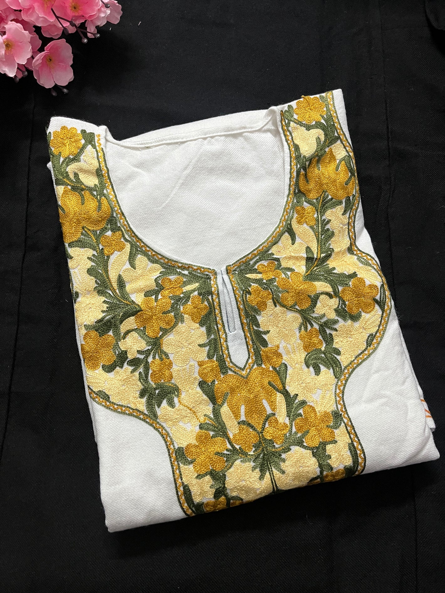 Noor Aari Woollen Pheran- White