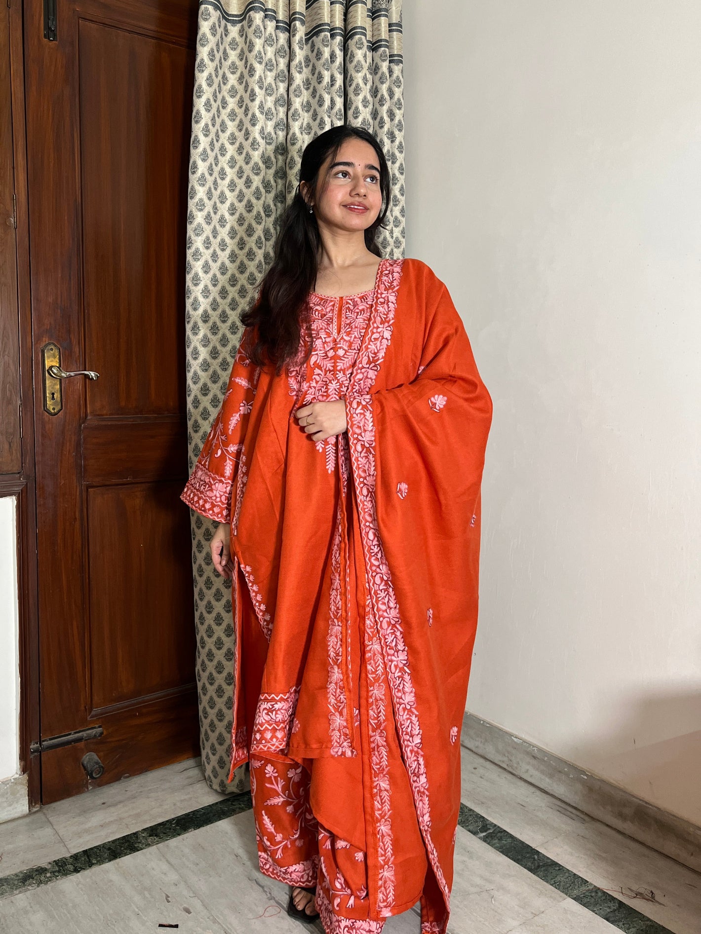 Hina woollen pheran stole set - Rust Orange