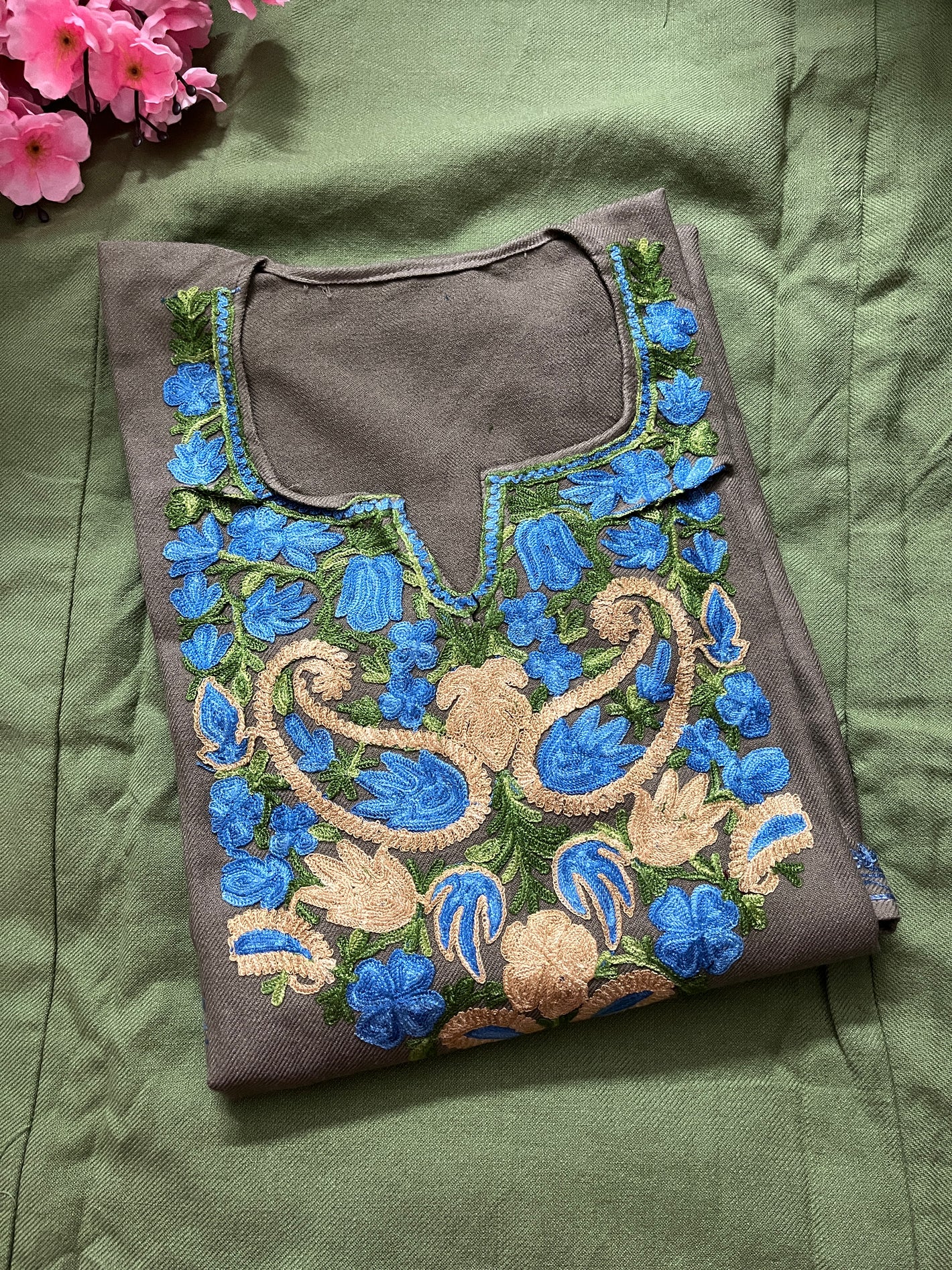 Noor Aari Woollen Pheran- Grey