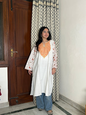 Jiya sozni Woollen Kashmiri Pheran- White