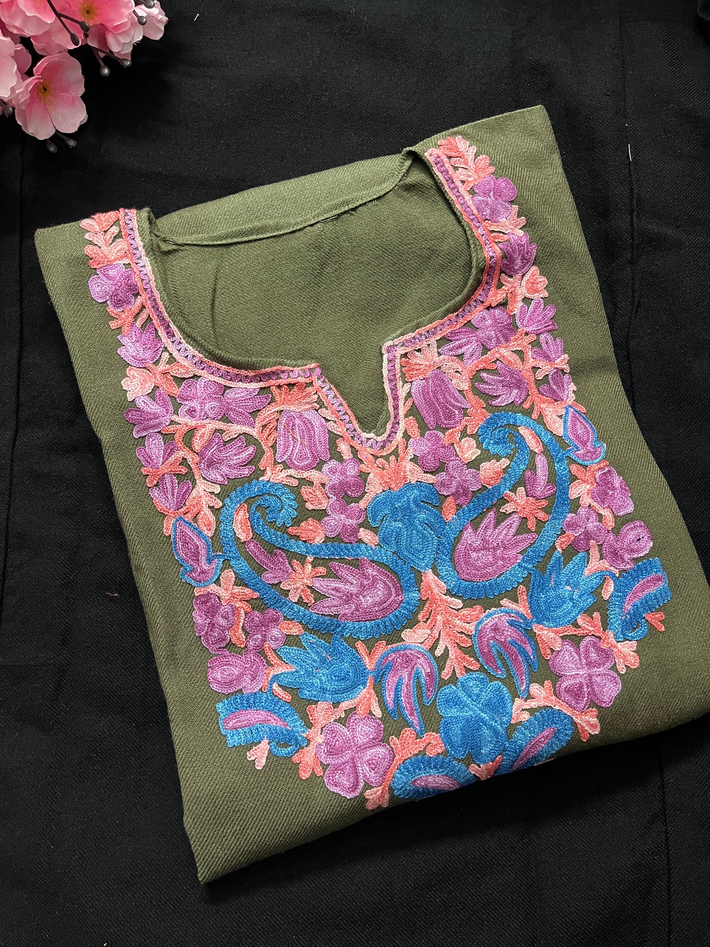 Noor Aari Woollen Pheran- Olive green