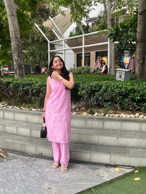 Seher Chanderi sleeveless Pastel Kurta Set- Pink