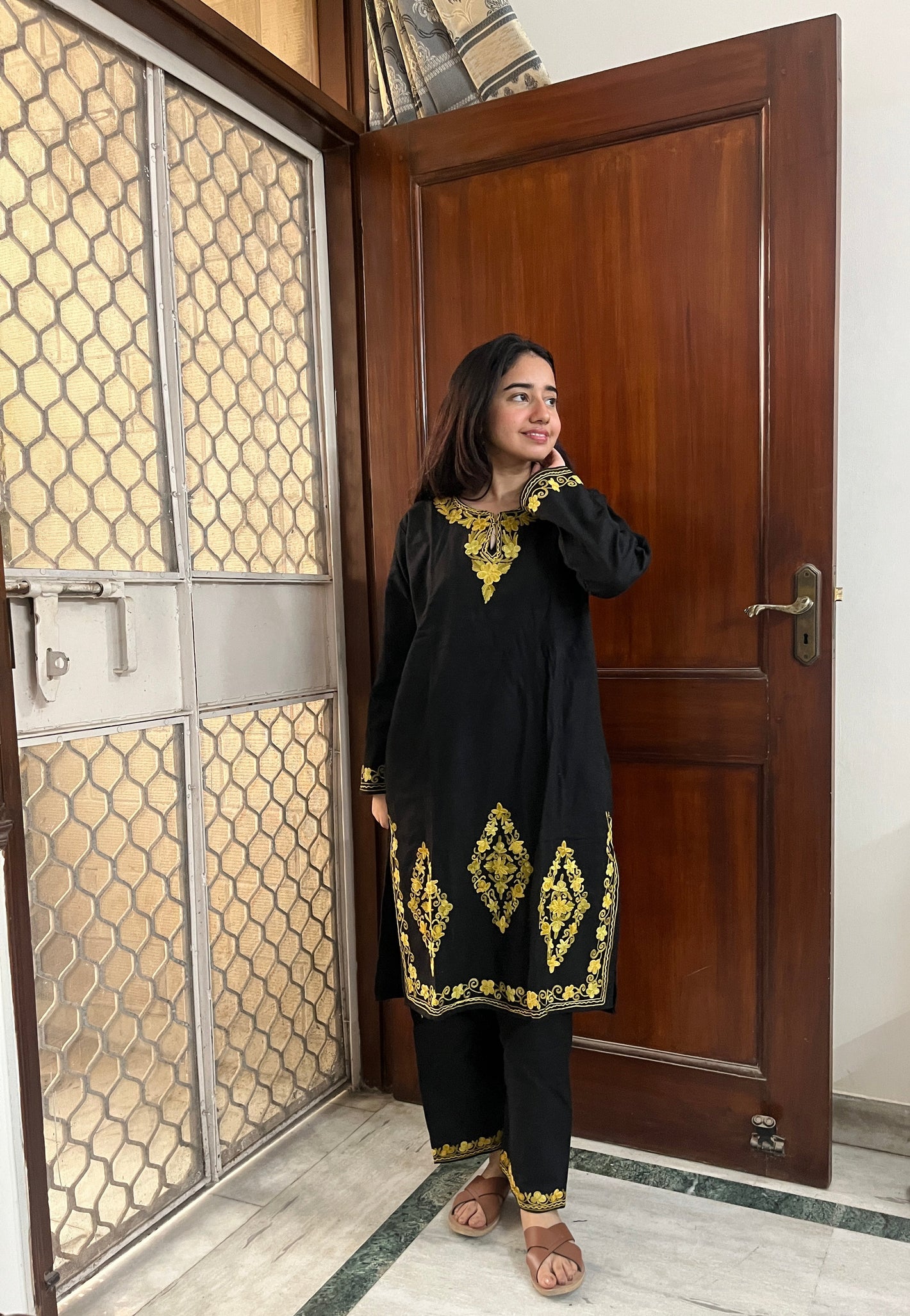 Kashmiri Woollen kurta set- Black