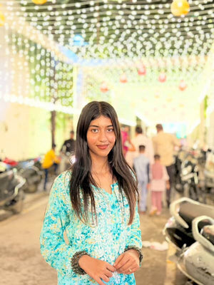 Vaishali Mulmul Chikankari Kurta- Blue