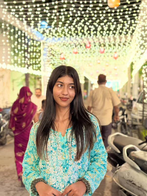 Vaishali Mulmul Chikankari Kurta- Blue