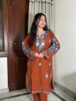 Tarini Kashmiri Woollen kurta set- Rust