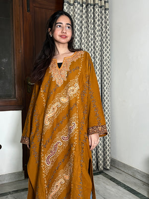 Shaili sozni Woollen Kashmiri Pheran- Mustard