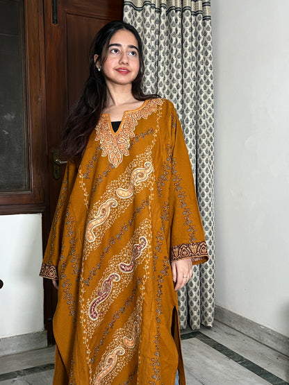 Shaili sozni Woollen Kashmiri Pheran- Mustard
