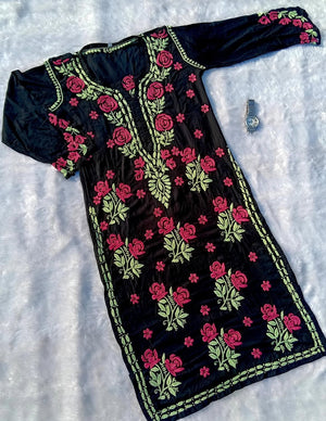 Yasmin modal chikankari kurta set- Black
