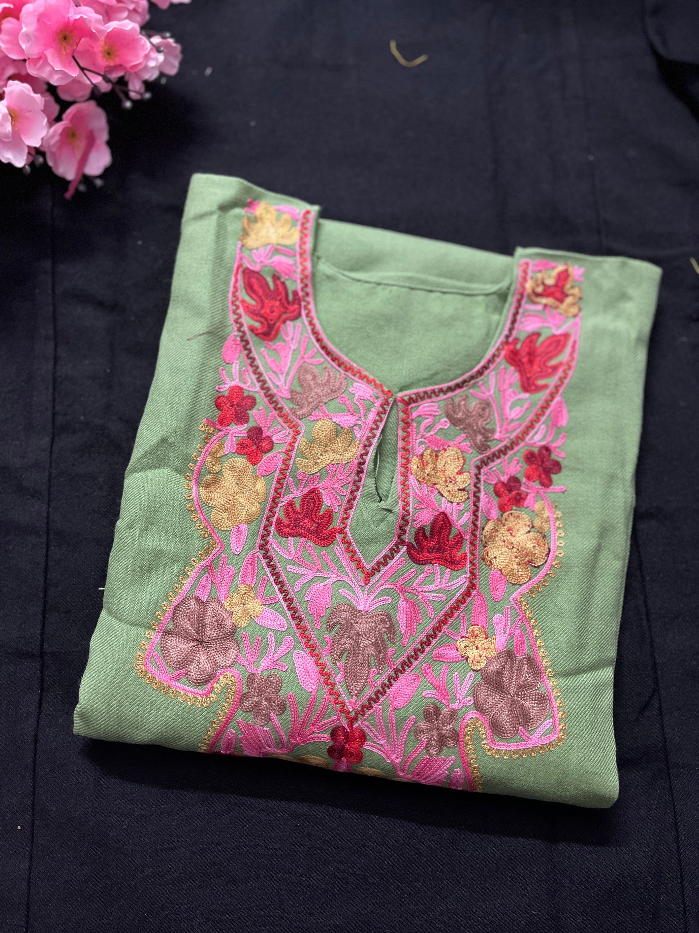 Noor Aari Woollen Pheran- Green