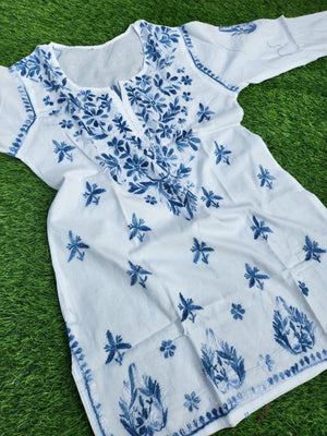 Aira Cotton short kurti- white