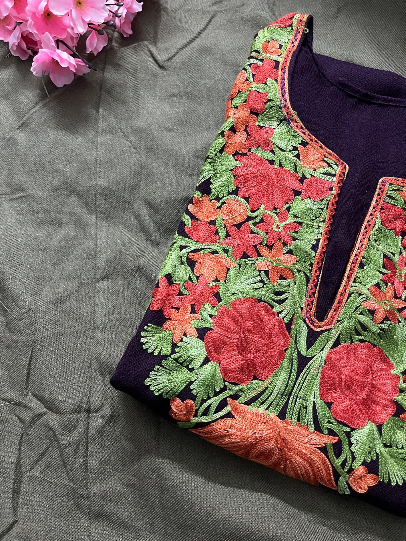 Noor Aari Woollen Pheran- Wine