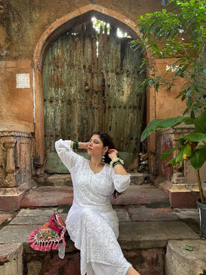 Palak modal chikankari kurta set- white