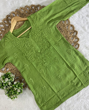 Dipasha Rayon Short Kurti- Green
