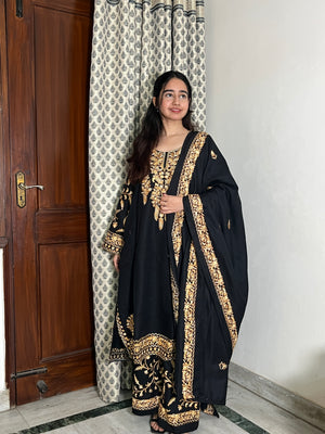 Hina woollen pheran stole set - black