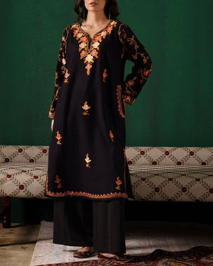 Saima Kashmiri Aari Woollen Pheran- Black